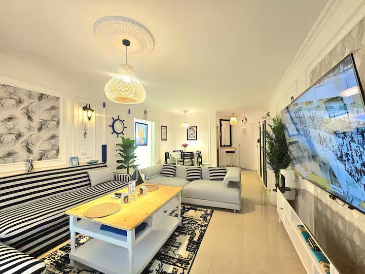 43739221-5f89-4d1a-9cc4-e7c8b7df632e